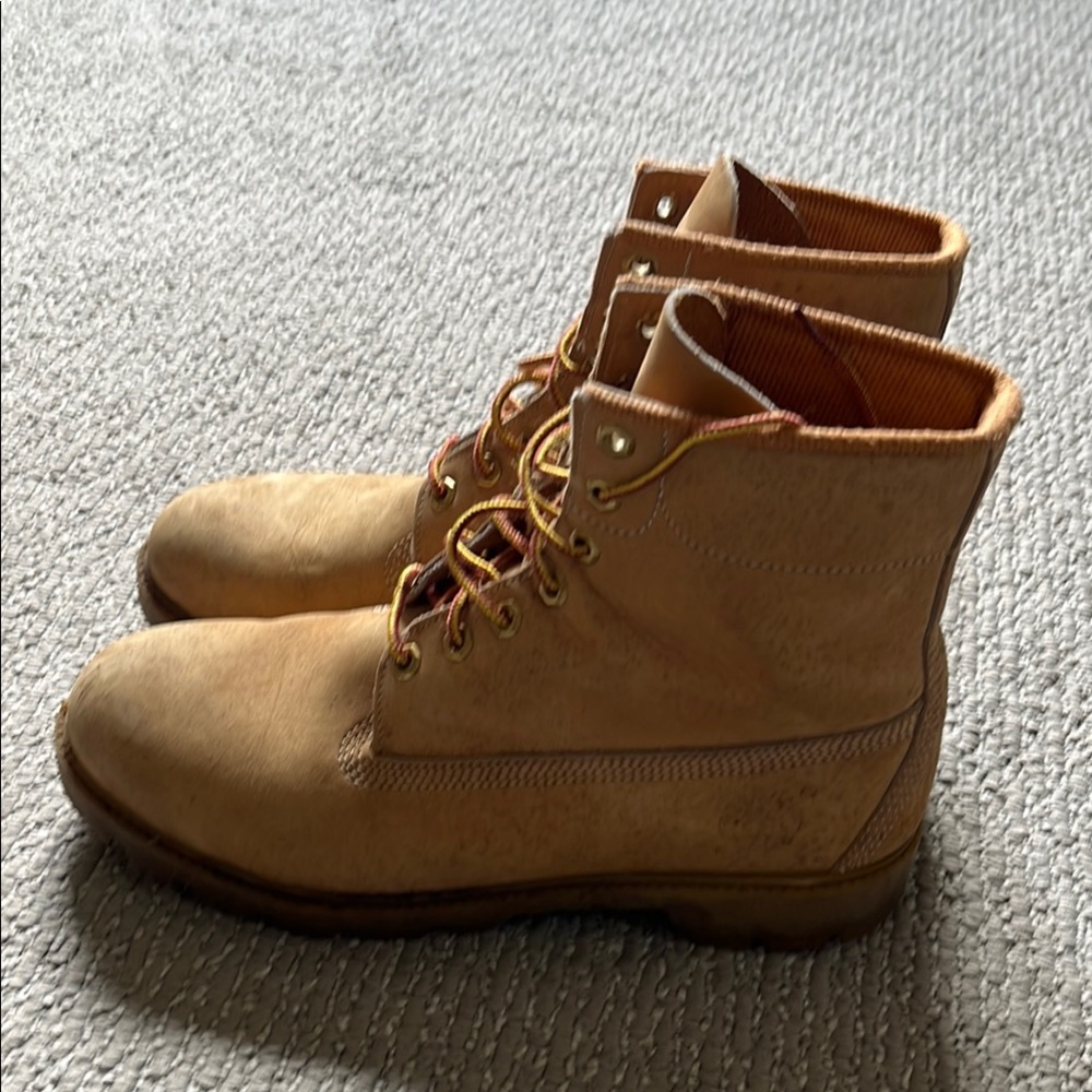 Timberland Men's Boot - wheat Nubuck